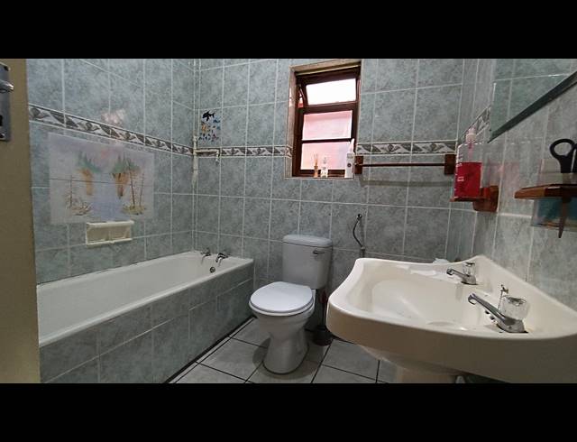 3 BEDROOM FREESTANDING FOR SALE IN VASCO ESTATE